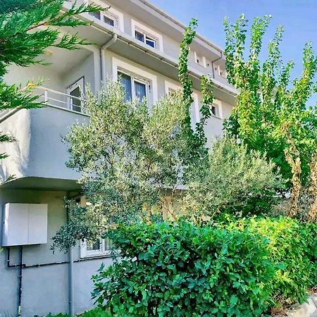 Ahmet Teacher Hotel,6 Minutes From The Airport Arnavutkoy 外观 照片