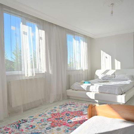 Ahmet Teacher Hotel,6 Minutes From The Airport Arnavutkoy 外观 照片