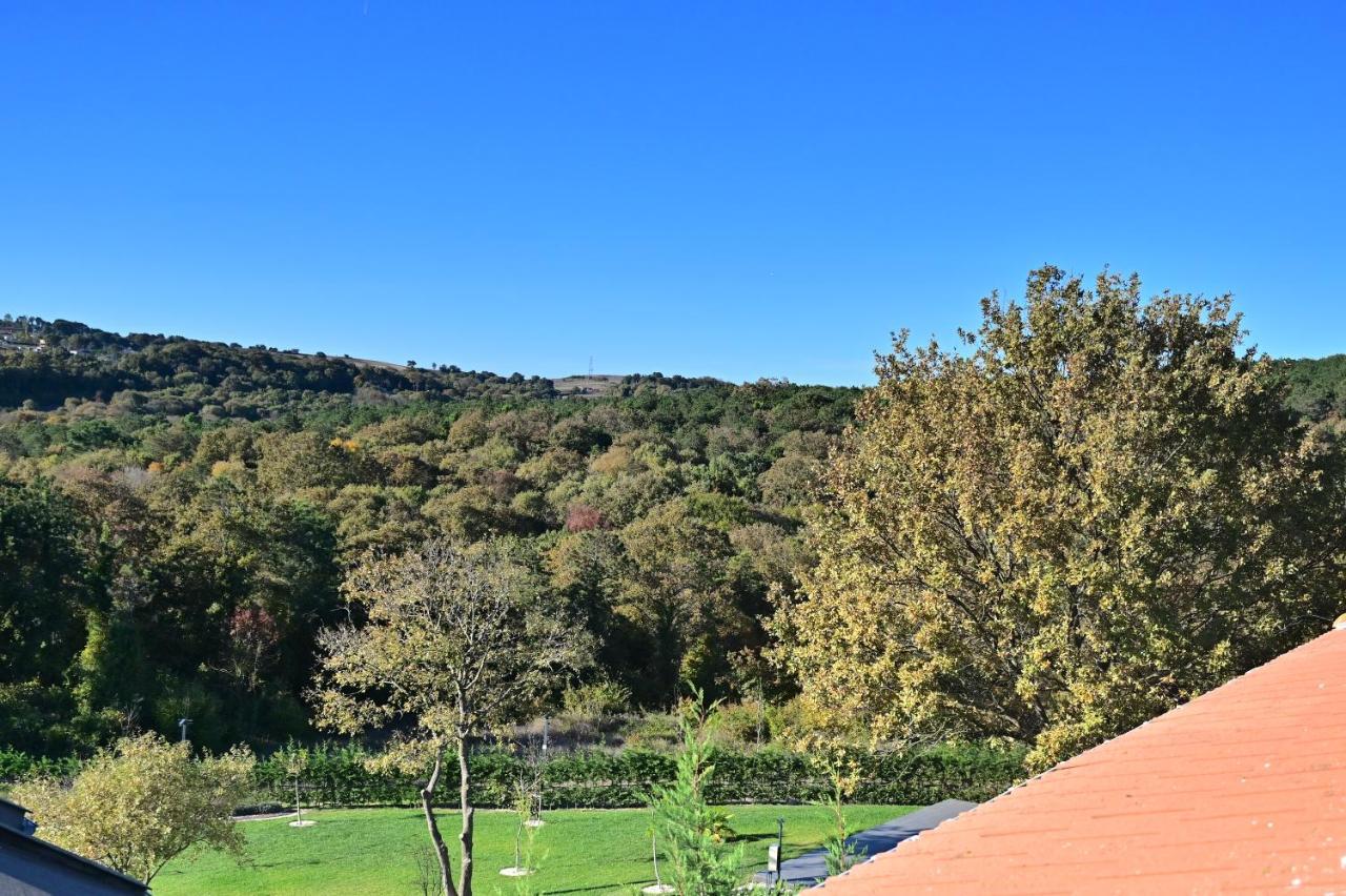Ahmet Teacher Hotel,6 Minutes From The Airport Arnavutkoy 外观 照片