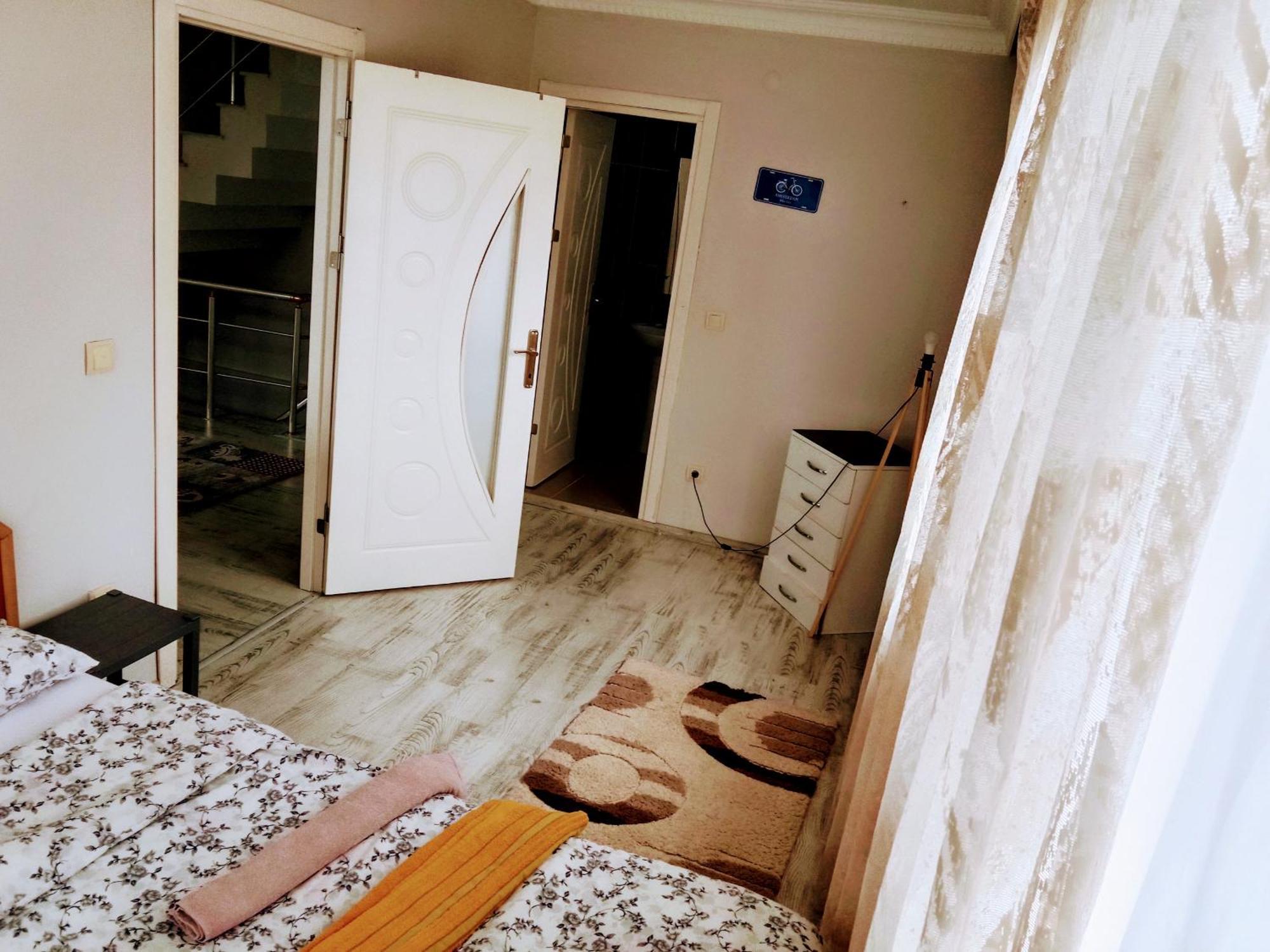 Ahmet Teacher Hotel,6 Minutes From The Airport Arnavutkoy 外观 照片