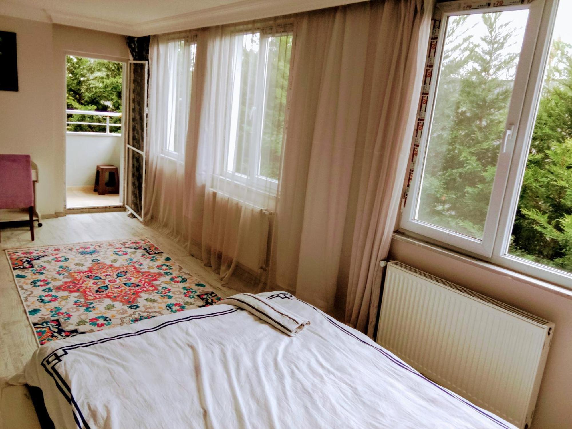 Ahmet Teacher Hotel,6 Minutes From The Airport Arnavutkoy 外观 照片